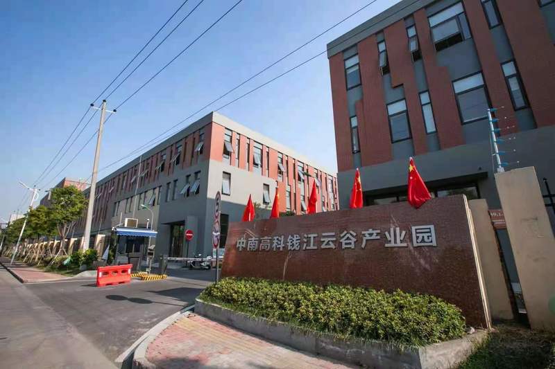 ������ɽ���ü���������������� ���ϸ߿� ���ݻ������� ������������